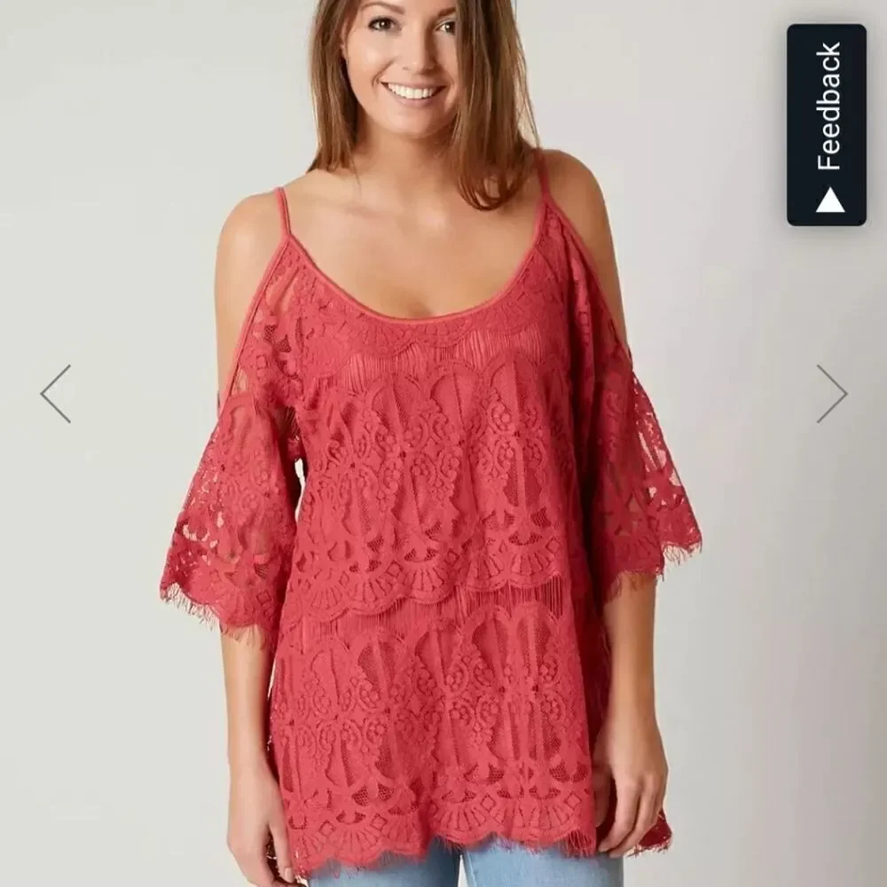 WOMENS Ivory Love Lace Cold Shoulder Size Large 3/4 Sleeve Color Holly Berry